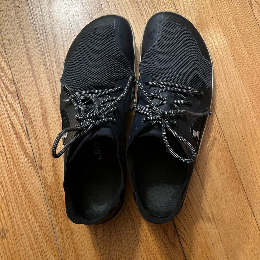 Men’s vivo barefoot shoes size 45